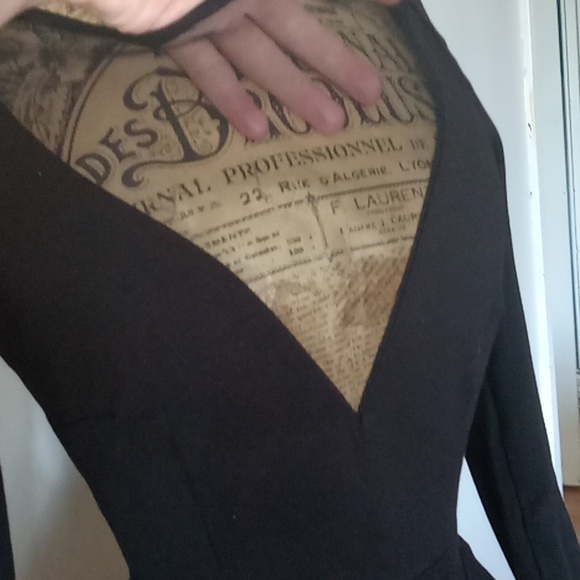 Pinup couture long sleeved black knee lengthwiggle dress V mesh front size S - Picture 3 of 7